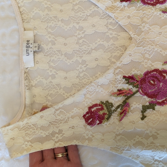 Umgee Cream Lace Dress with Pink Flowers, Size Small - Picture 6 of 6